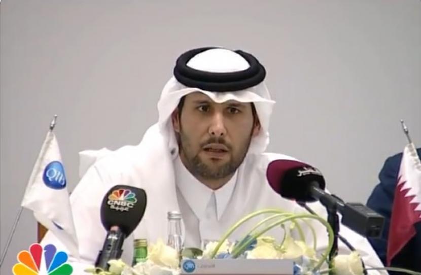 Sheikh Jassim bin Hamad Al Thani. Sheikh jassim resmi membeli MU,. 