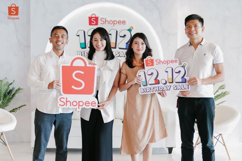 Shopee 12.12 Birthday Sale yang masih berlangsung hingga puncaknya di 12 Desember 2023 nanti menghadirkan deretan promo spesial.