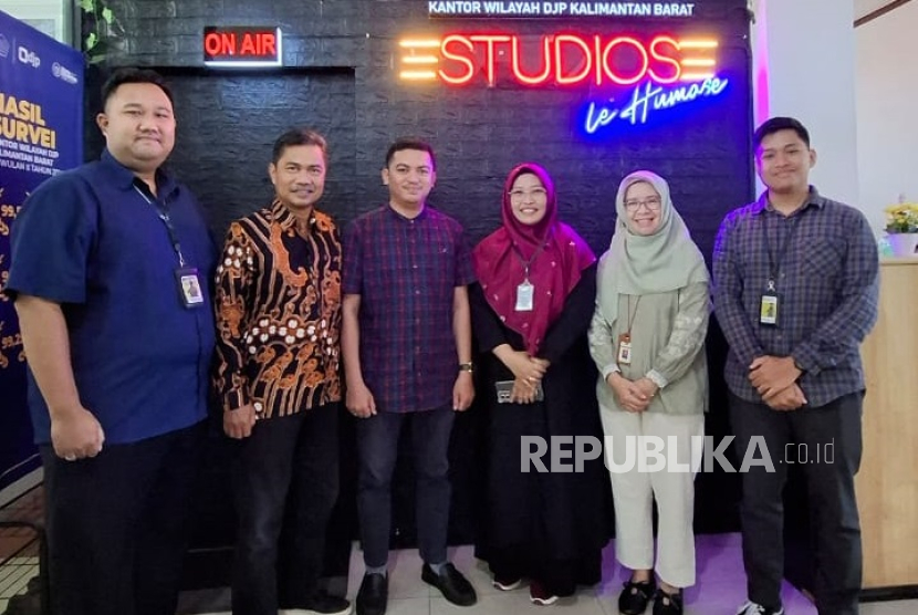 SIA UBSI menjalin kerja sama strategis dengan Kantor Wilayah Direktorat Jenderal Pajak (Kanwil DJP). Kolaborasi ini mencakup pelaksanaan program Tax Go to Campus dan Relawan Pajak Negeri sebagai bagian dari edukasi perpajakan berbasis praktik.