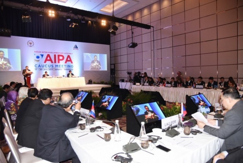  sidang ASEAN Inter Parliamentary Assembly (AIPA) Caucus ke-9 di Jakarta.