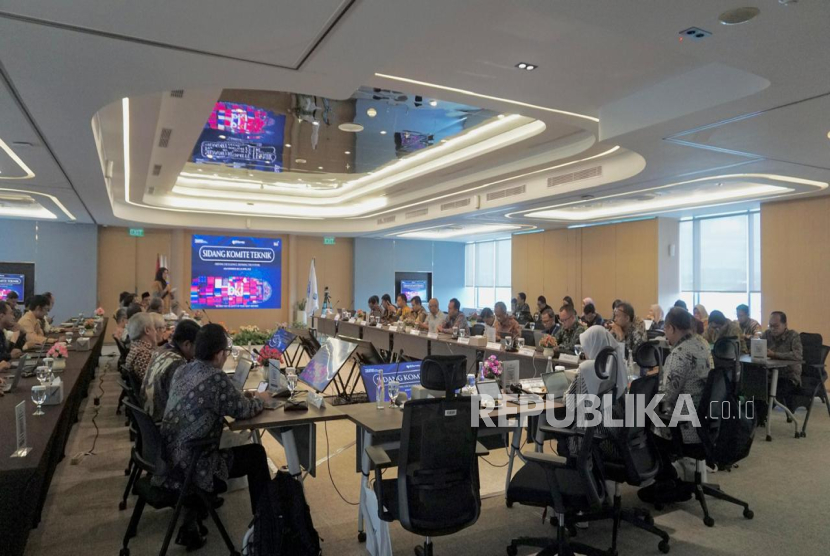Sidang Komite Teknik BKI. 