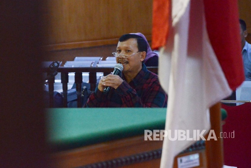 Sidang lanjutan mantan Sekretaris Daerah (Sekda) Jawa Barat, Iwa Karniwa terkait kasus Meikarta, di Pengadilan Tipikor Bandung, Jalan LRE Martanidanata, Kota Bandung, Rabi (12/2).