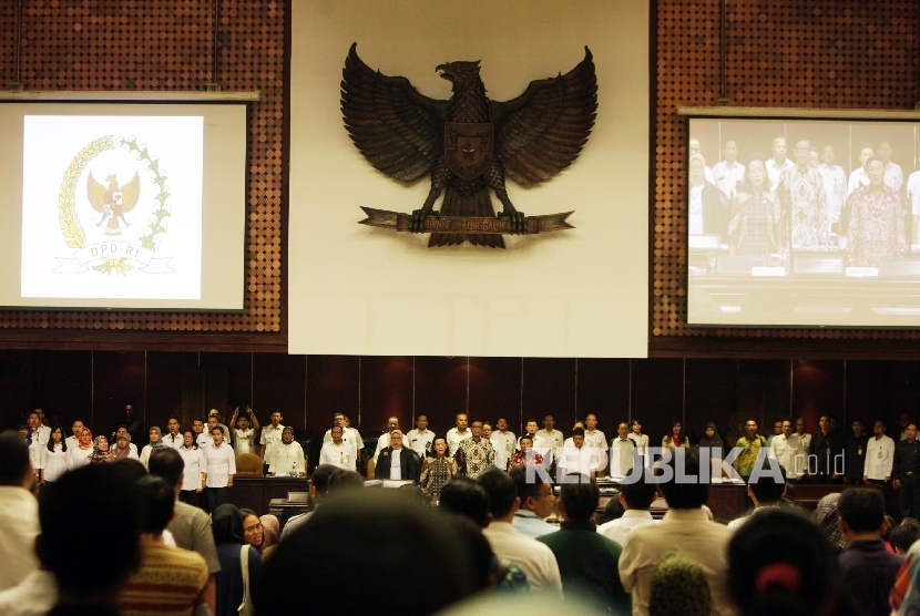 Sidang Paripurna DPD RI di Kompleks Parlemen, Senayan, Senin (3/4).