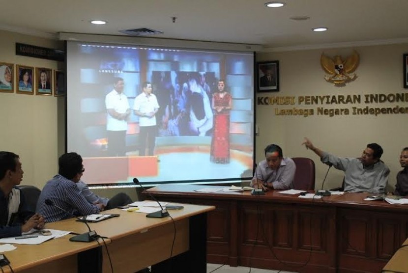 Sidang penjatuhan sanksi