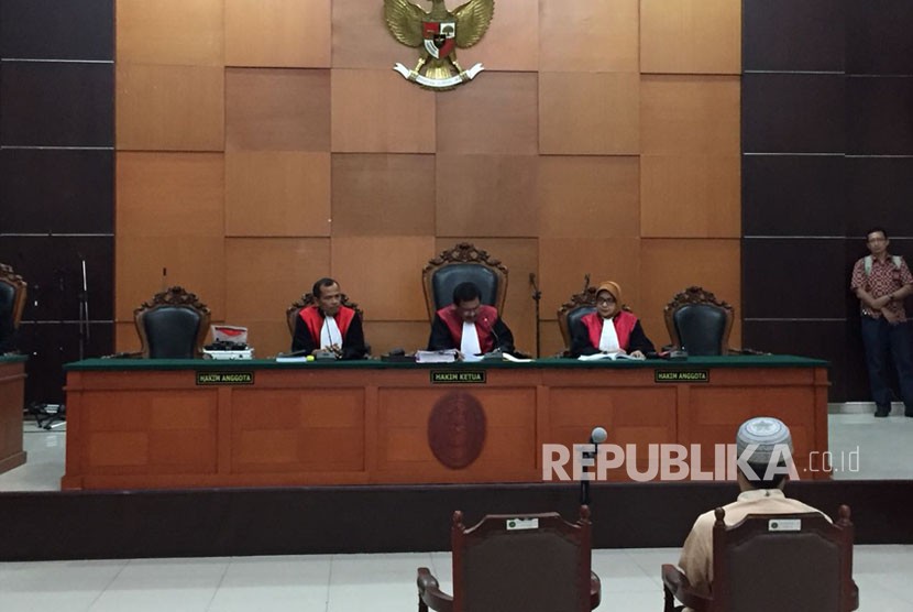 Sidang vonis Jon Riah Ukur Ginting (Jonru) di Pengadilan Negeri Jakarta Timur, pada Jumat (2/3) sekitar pukul 14.00 WIB, Polisi kerahkan 250 personel gabungan untuk pengamanan sidang.