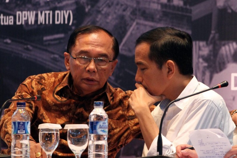 Sidharto Danusubroto (kiri) dan Joko Widodo (Jokowi)