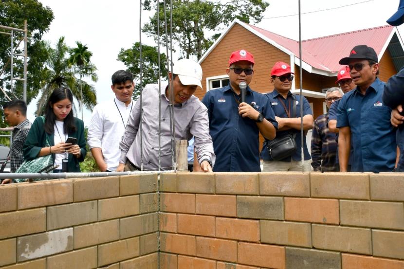 SIG dan BTN bekerja sama membangun perumahan ramah lingkungan di Sumatra Barat. 