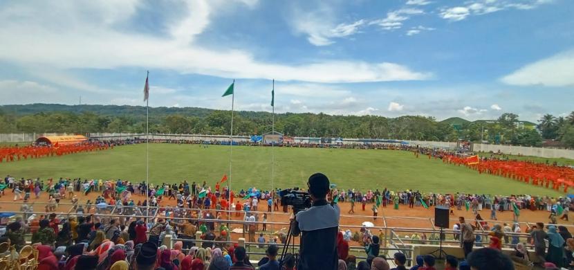 Silaturahim warga Muhammadiyah di Stadion Cangkring Wates Kulonprogo, DIY.