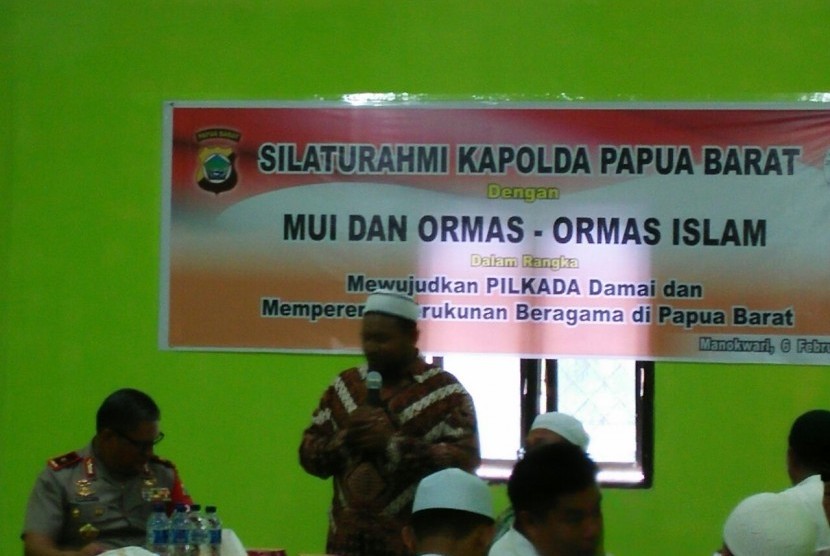  Silaturahmi MUI Papua Barat dan ormas-ormas Islam Papua Barat serta Kapolda Papua Barat, di Aula kantor MUI Papua Barat, Senin (6/2). 