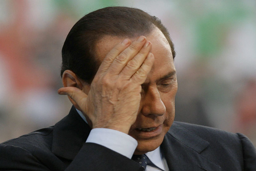 Mantan Perdana Menteri Italia Silvio Berlusconi masuk ke unit perawatan intensif di Rumah Sakit San Raffaele, Milan. Taipan media itu menjabat sebagai perdana menteri sebanyak empat kali.