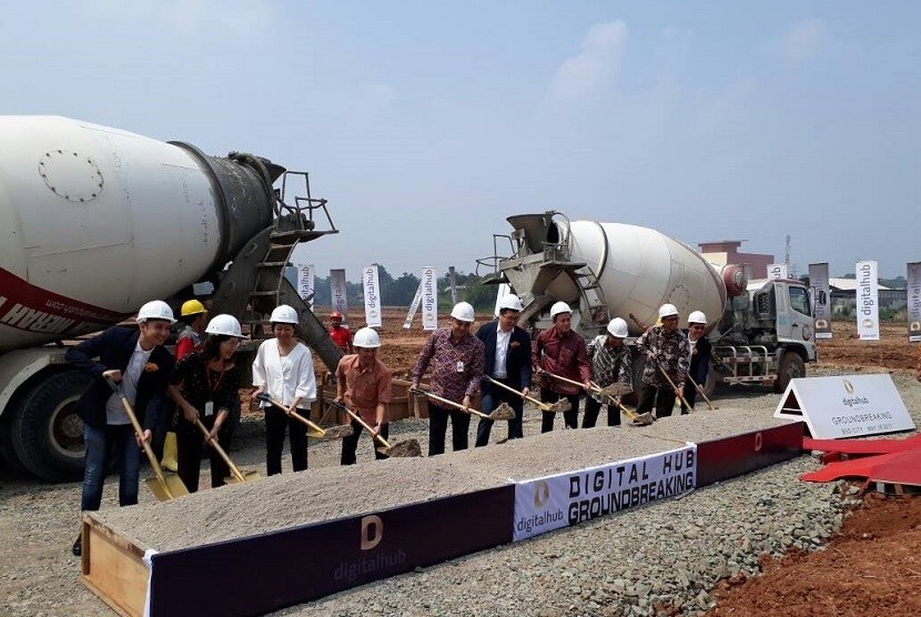 Sinar Mas Land lakukan peletakkan batu pertama Kawasan Digital Hub di BSD City, Kamis (18/5).