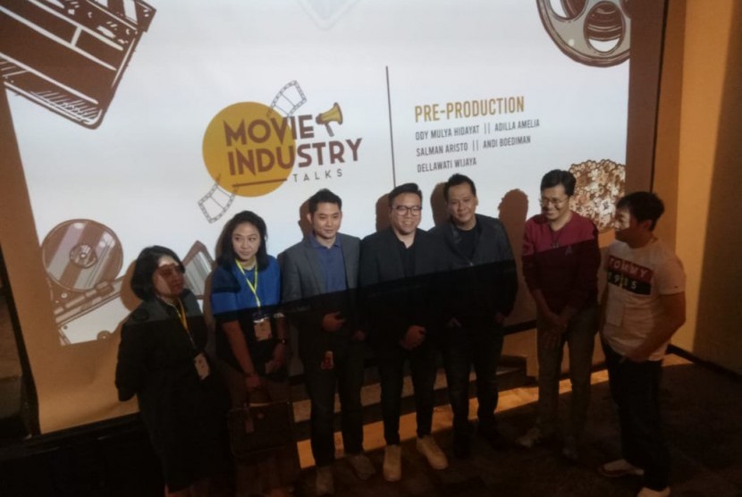 Sinar Mas Land menggandeng Creative Nest menghadirkan acara Movie Industry Talks untuk para sineas film di Indonesia.