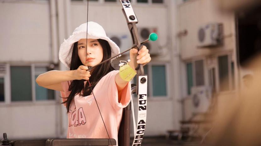 Sinema drama komedi Korea Selatan My Bossy Girl tayang di layanan streaming Klik Film mulai November 2020. 