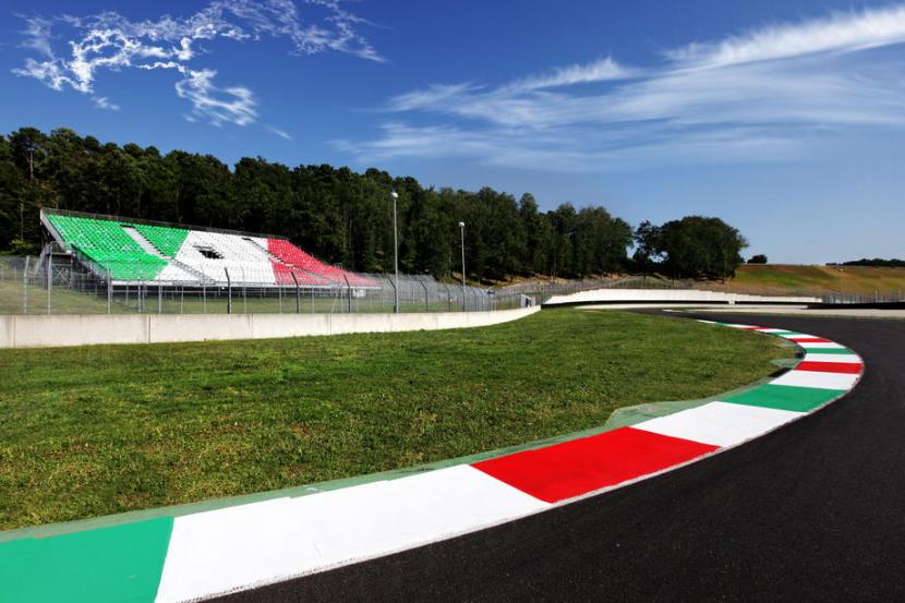 Sirkuit Mugello di Italia akhir pekan ini akan menggelar balapan Formula 1 perdana sekaligus Grand Prix ke-1000 bagi tim Ferrari.