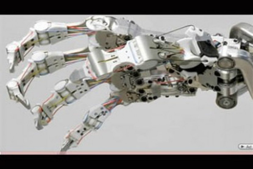 Sistem lengan dan tangan robot