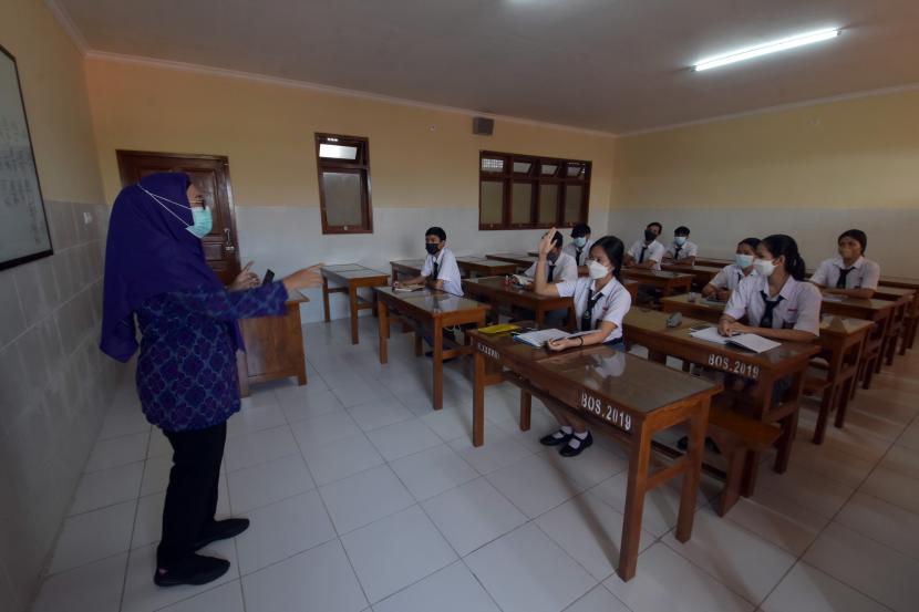 Siswa SMK, ilustrasi. Dinas Pendidikan Provinsi Jawa Barat menargetkan seluruh sekolah menengah kejuruan (SMK) di daerah itu menjadi sekolah ramah anak. 