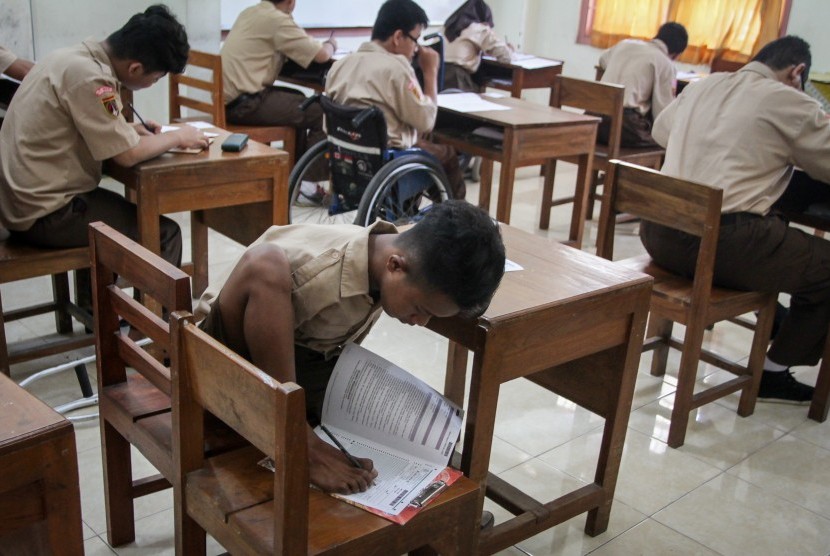 Siswa penyandang disabilitas yang bersekolah di SLB (ilustrasi)