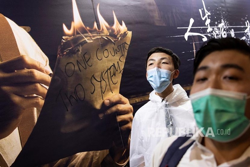 Siswa sekolah di Hong Kong berunjuk rasa dan menolak bersekolah di Hong Kong, China, Senin (2/9).