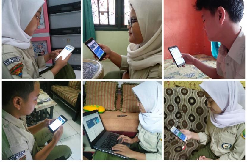 Siswa SMK Negeri 2 Depok belajar di rumah masing-masing melalui aplikasi google classroom.