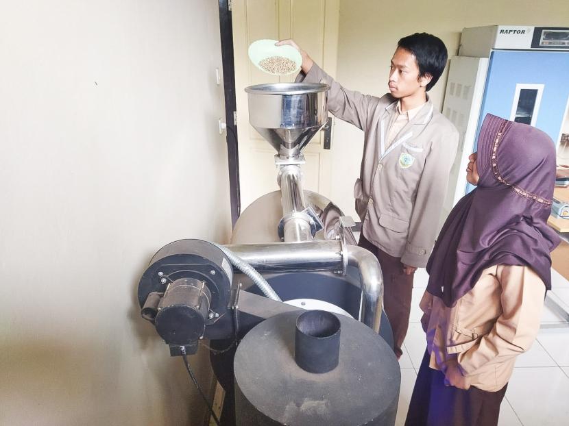  Siswa SMK PPN Tanjungsari dibekali pelajaran pengolahan kopi dari hulu hingga hilir