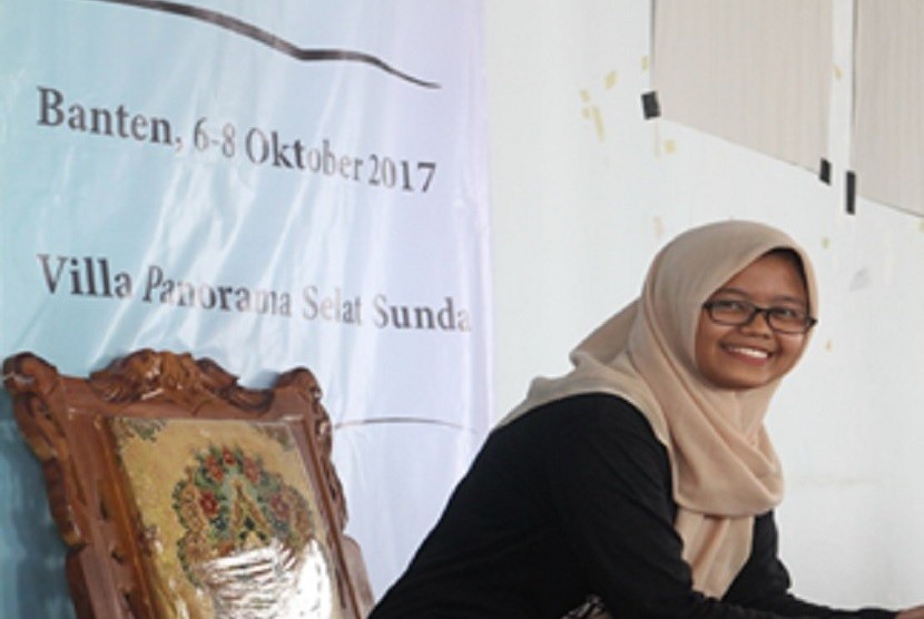 Siti Mahfudzoh, Sekretaris Umum Himpunan Mahasiswa Banten (HMB) Jakarta