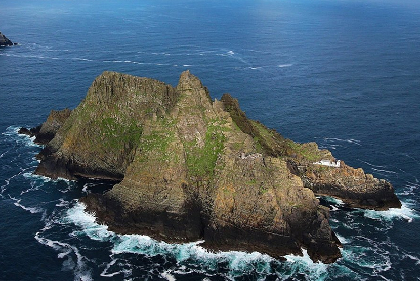 Skelling Island. Pulau tempat Luke Skywalker bersembunyi di Star Wars Last Jedi