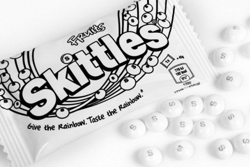 Skittles warna putih