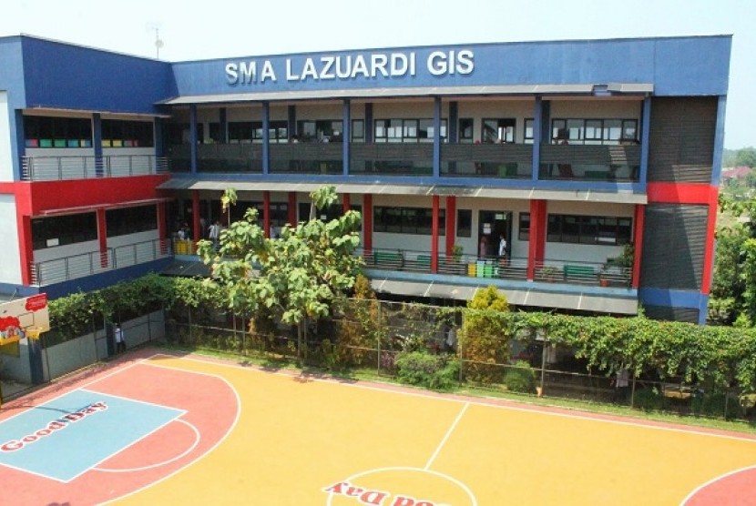 SMA Lazuardi Gelar End of the Year Performance and 