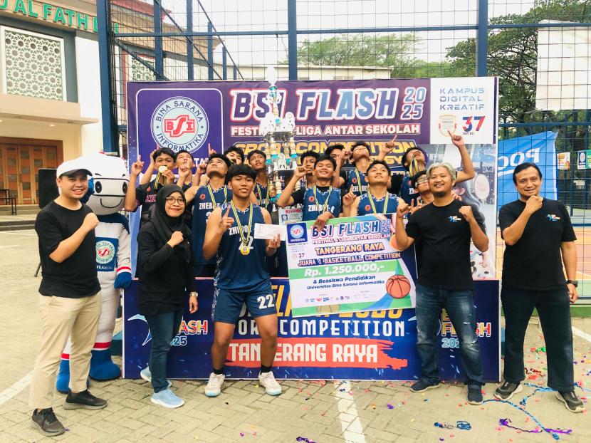 SMA PGRI 109 Tangerang akhirnya berhasil mengunci gelar sebagai Raja Basket di BSI FLASH 2025 Tangerang Raya