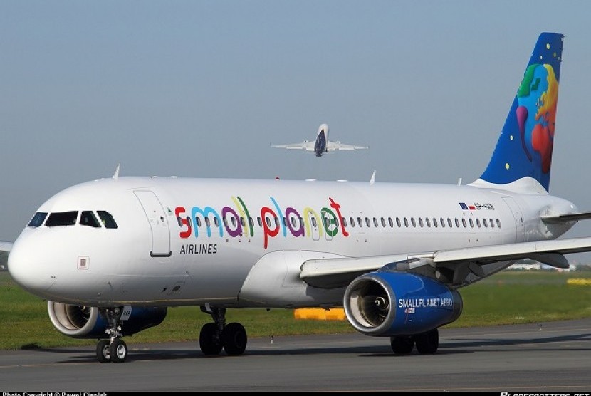 Small Planet Airlines