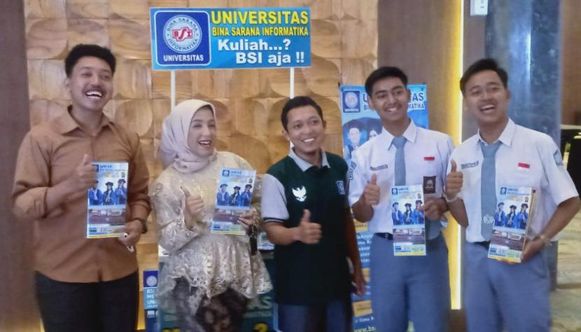 SMAN 24 Kabupaten Tangerang sukses melaksanakan acara pelepasan siswa/i kelas XII.