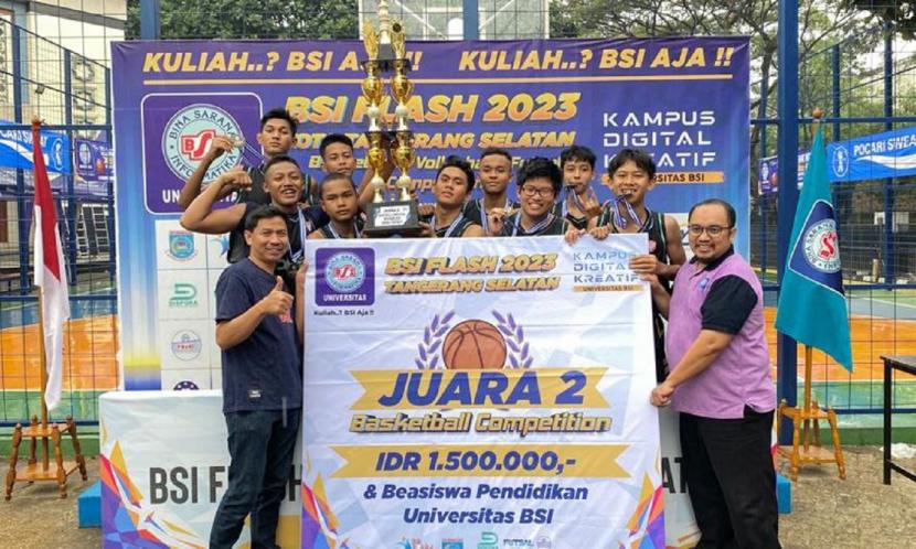 SMAN 28 Kab Tangerang meraih juara 2 cabor Basket BSI Flash (Festival dan Liga Antar Siswa Sekolah) 2023 sport competition, yang berlangsung di BSI Sport Center, Universitas BSI (Bina Sarana Informatika) kampus BSD, Tangerang Selatan, Sabtu (27/5/2023). 