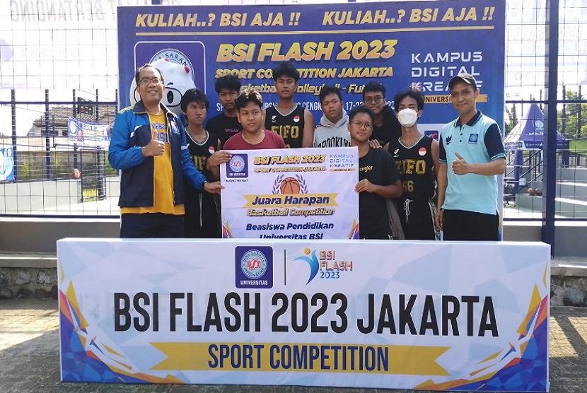 SMAN 84 Jakarta Barat berhasil meraih prestasi yang membanggakan dalam Basketball Competition yang diselenggarakan dalam Sport Competition BSI FLASH (Festival & Liga Antar Sekolah) 2023. 