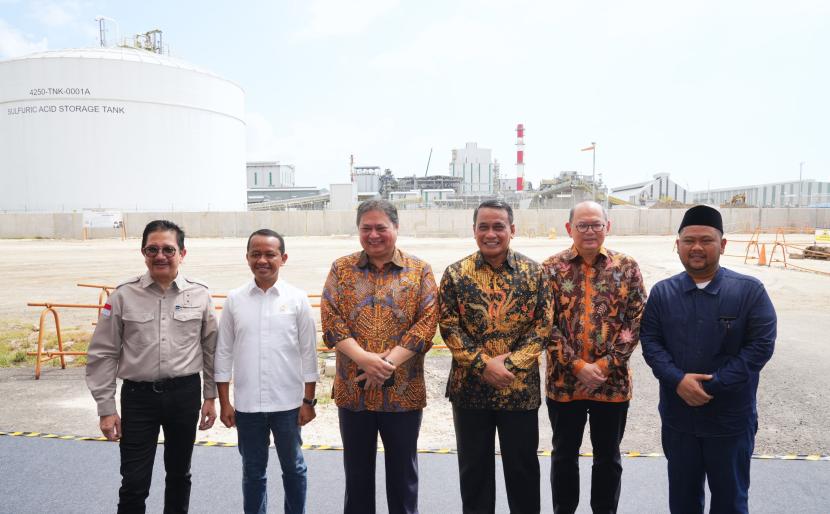 Smelter Freeport di KEK Java Integrated Industrial and Port Estate, Gresik, Jawa Timur, resmi beroperasi.