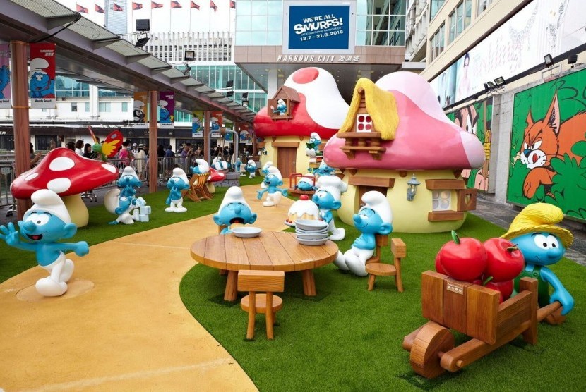 Puluhan Smurf di Harbour City Mall, Hong Kong 