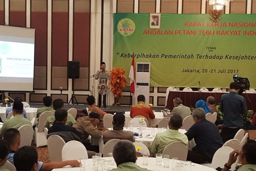 Soemitro dalam Rapat Kerja Nasional Andalan Petani Tebu Rakyat Indonesia (APTRI) bertema Keberpihakan Pemerintah terhadap kesejahteraan petani tebu di Jakarta, Kamis (20/7/2017).