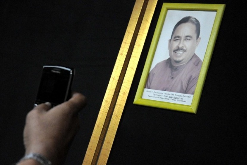 Gambar mantan presiden PKS Luthfi Hasan Ishaaq (LHI).
