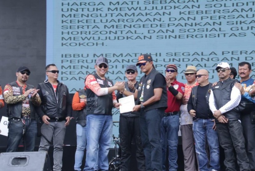 Sosialisasi Empat Pilar MPR RI dalam Riding Kebangsaan dan Grand Final Lomba Cerdas Cermat Empat Pilar MPR RI, di Komplek MPR RI, Jakarta, Ahad (23/2).