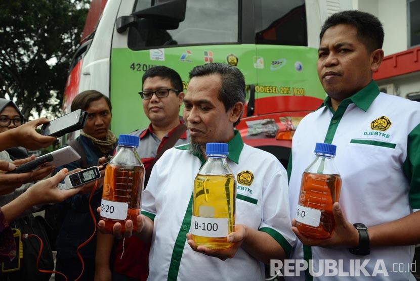 Sosialisasi pemamfaatan Biodiesel (B20) di Kantor Pertamina Unit Pemasaran, Kota Bandung, Kamis (4/2).