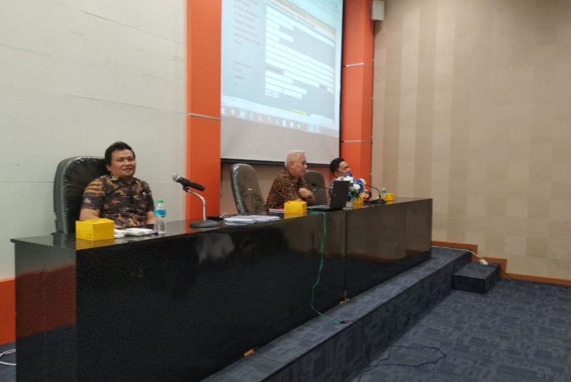 Sosialisasi Perangkat Akreditasi Program Studi dengan Sembilan Standar di Kampus UIN Bandung, Kamis (31/10). 