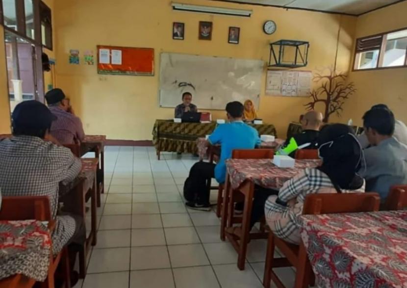 Sosialisasi PPDB tingkat SMP di SMPN 10 Kota Sukabumi pada 23 Juni 2022 lalu.