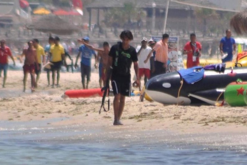 Sosok penembak turis di resor Tunisia Abu Yahya al-Qayrawani (23 tahun).