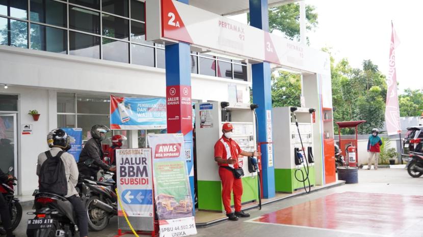 SPBU 44.555.04, di Jalan Raya Magelang, Kemloko, Caturharjo, Sleman, DIY