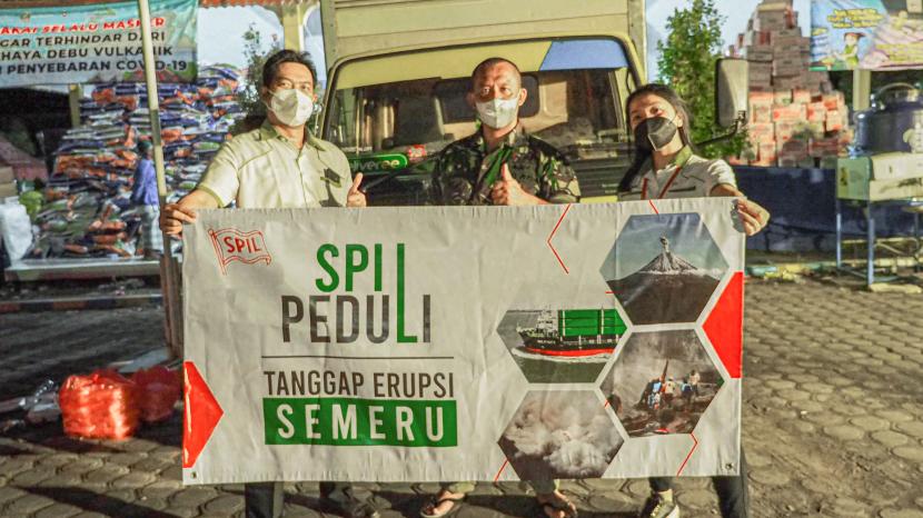SPIL memberikan sejumlah bantuan untuk meringankan beban kebutuhan para penduduk yang terdampak erupsi Gunung Semeru 