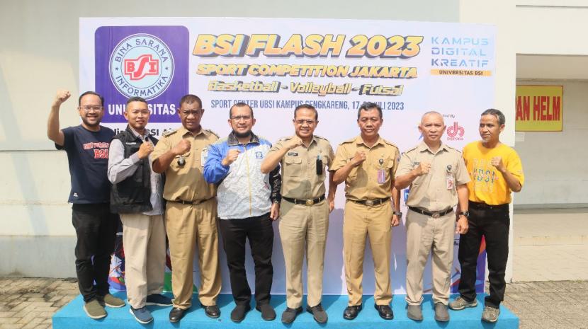 Sport Center Universitas BSI (Bina Sarana Informatika) kampus Cengkarang, Jakarta Barat, menjadi tuan rumah Sport Competition BSI FLASH (Festival dan Liga Antar Sekolah) 2023 DKI Jakarta.