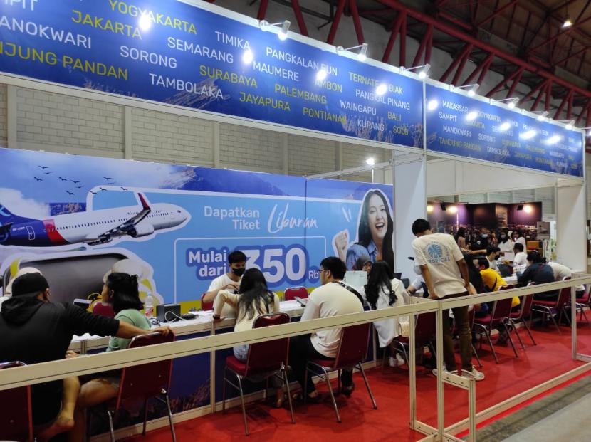 Sriwijaya Air Travel Fair 2022 yang hadir di pameran cuci gudang akhir tahun terbesar, Big Bang 2022 resmi digelar. Harga tiket yang ditawarkan mulai Rp350 ribu. Salah satu promo tiket pesawat menarik yang ditawarkan ialah terbang ke Bali dengan Rp550 ribu. 