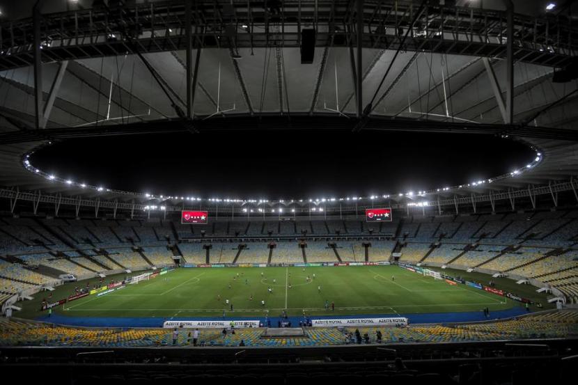Stadion bersejarah di Rio de Janeiro, Maracana, dipakai menjadi rumah sakit (RS) darurat untuk menangani pasien-pasien yang sudah positif terjangkit Covid-19 di Brasil.