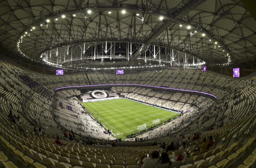 Stadion Lusail,salah satu venue Piala Dunia 2022 Qatar. Qatar menghadapi kritik yang tak pernah dihadapi sebelumnya setelah terpilih sebagai tuan rumah Piala Dunia 2022.