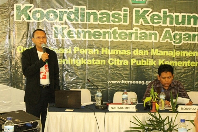 Staf Khusus Bidang Keterbukaan Informasi Publik Kemenhub  Hadi Mustafa Djuraid.