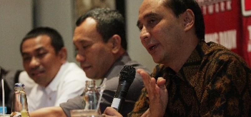 Staf Khusus Presiden Bidang Politik, Daniel Sparingga (kanan).